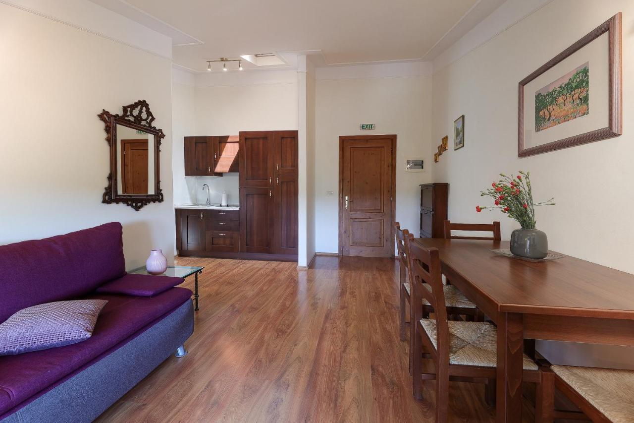 Casa Rustica Dva Baladura Apartments กานฟานาร์ ภายนอก รูปภาพ