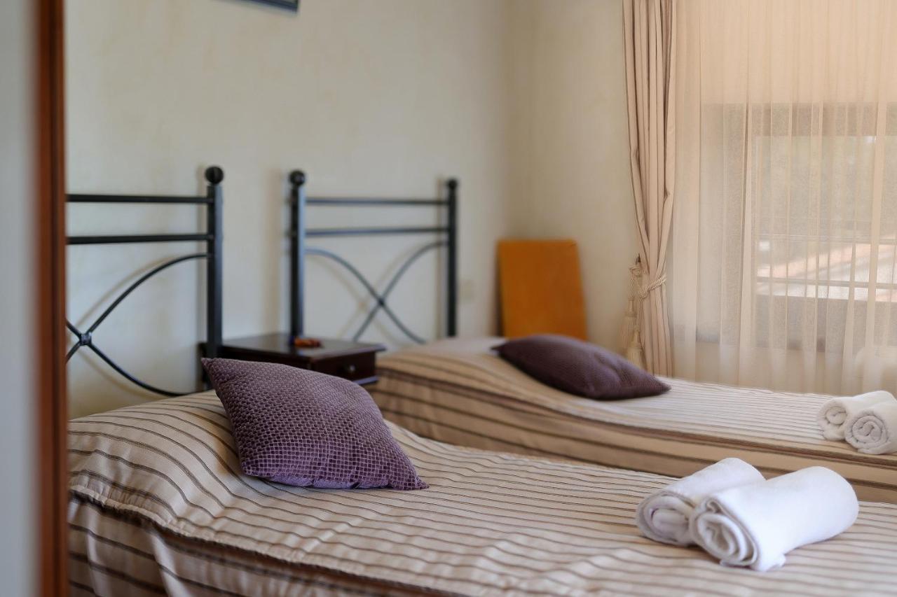 Casa Rustica Dva Baladura Apartments กานฟานาร์ ภายนอก รูปภาพ