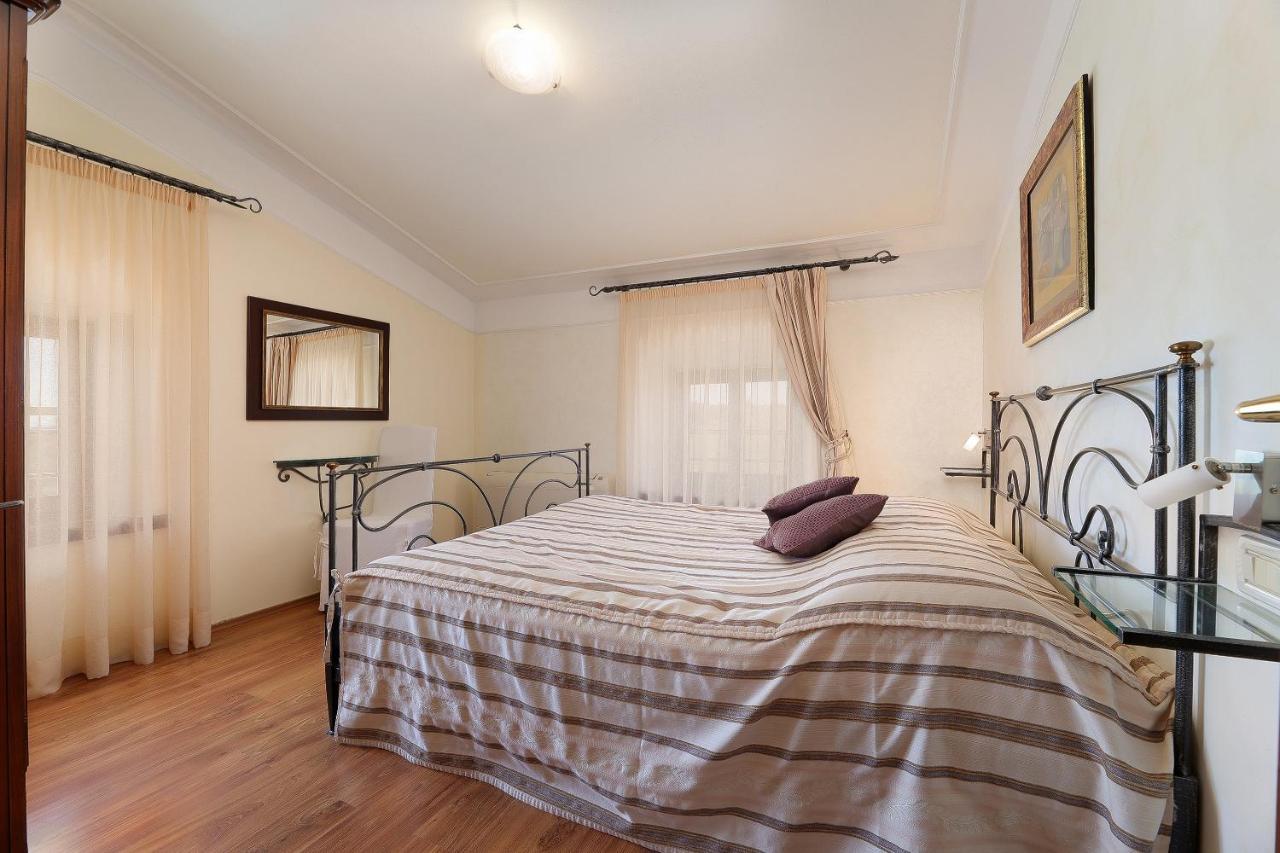 Casa Rustica Dva Baladura Apartments กานฟานาร์ ภายนอก รูปภาพ