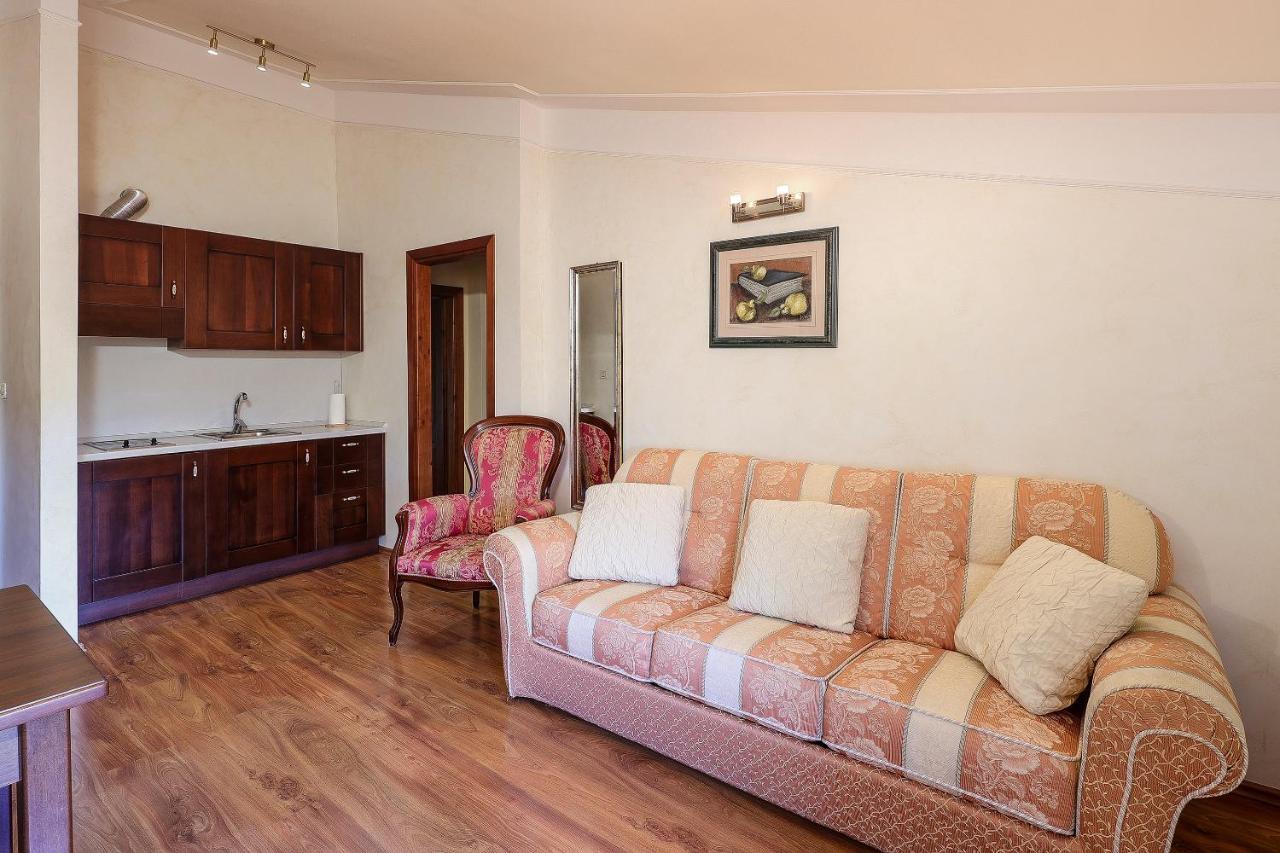 Casa Rustica Dva Baladura Apartments กานฟานาร์ ภายนอก รูปภาพ