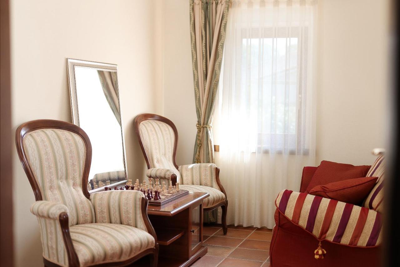 Casa Rustica Dva Baladura Apartments กานฟานาร์ ภายนอก รูปภาพ